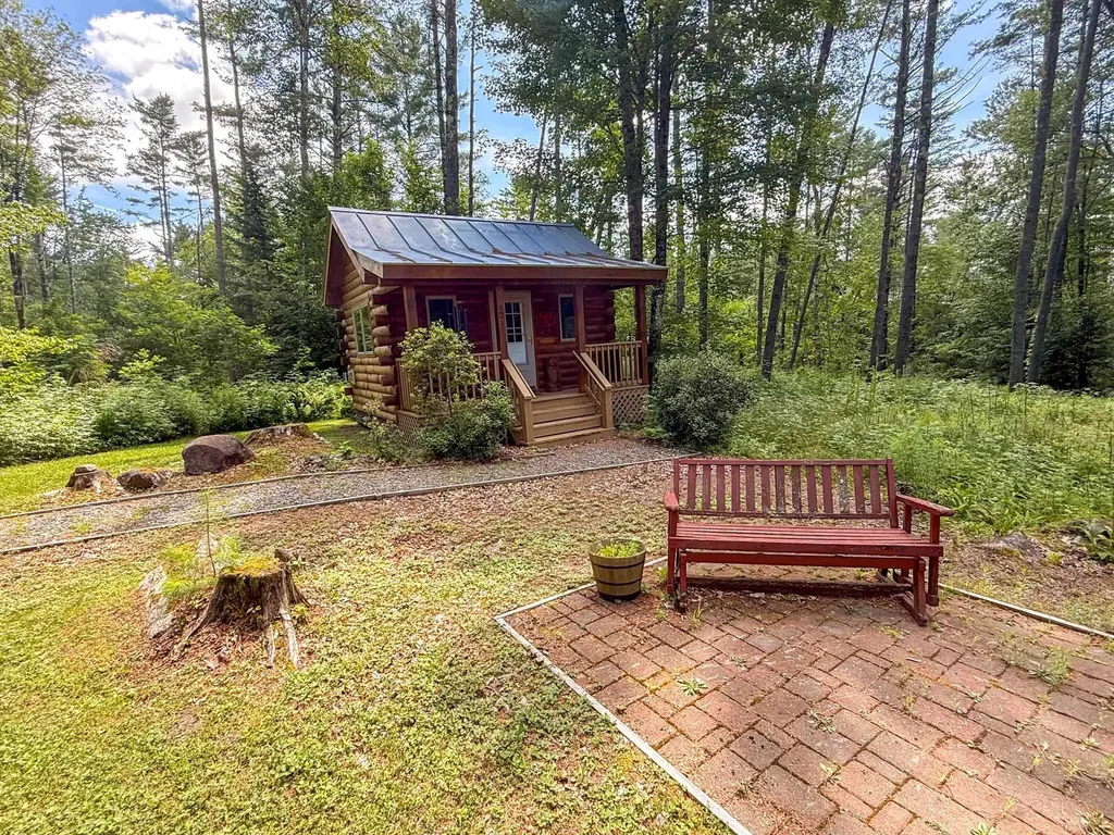 620 Country Land Drive Haverhill NH 03774