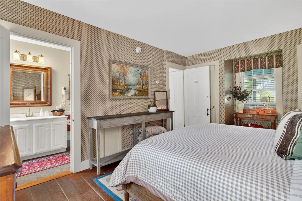 87 Townshend Road Grafton VT 05146