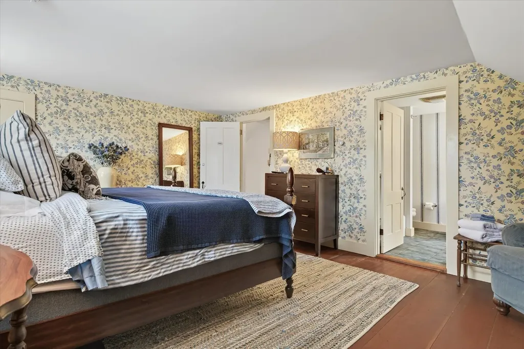 87 Townshend Road Grafton VT 05146