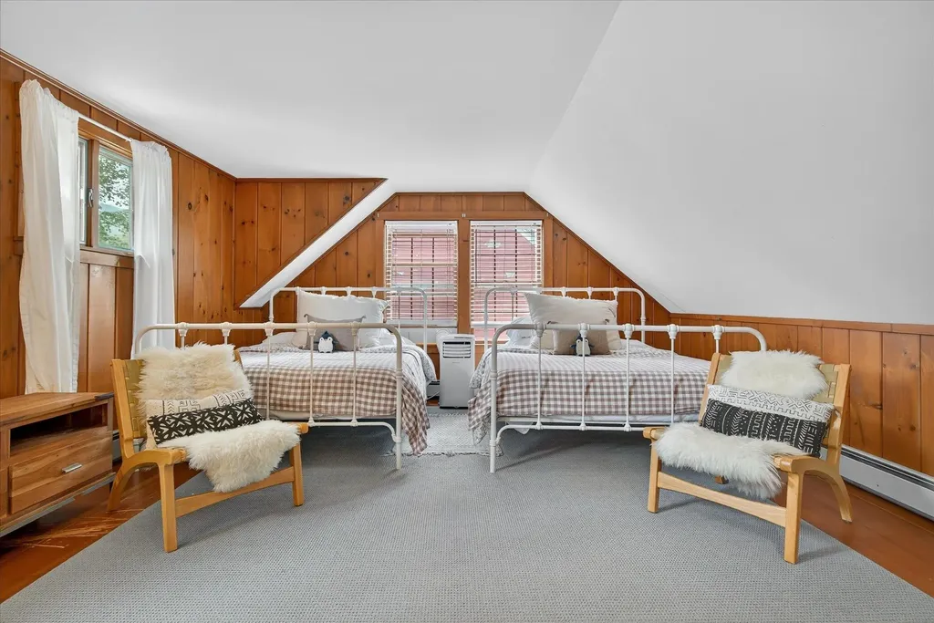 87 Townshend Road Grafton VT 05146