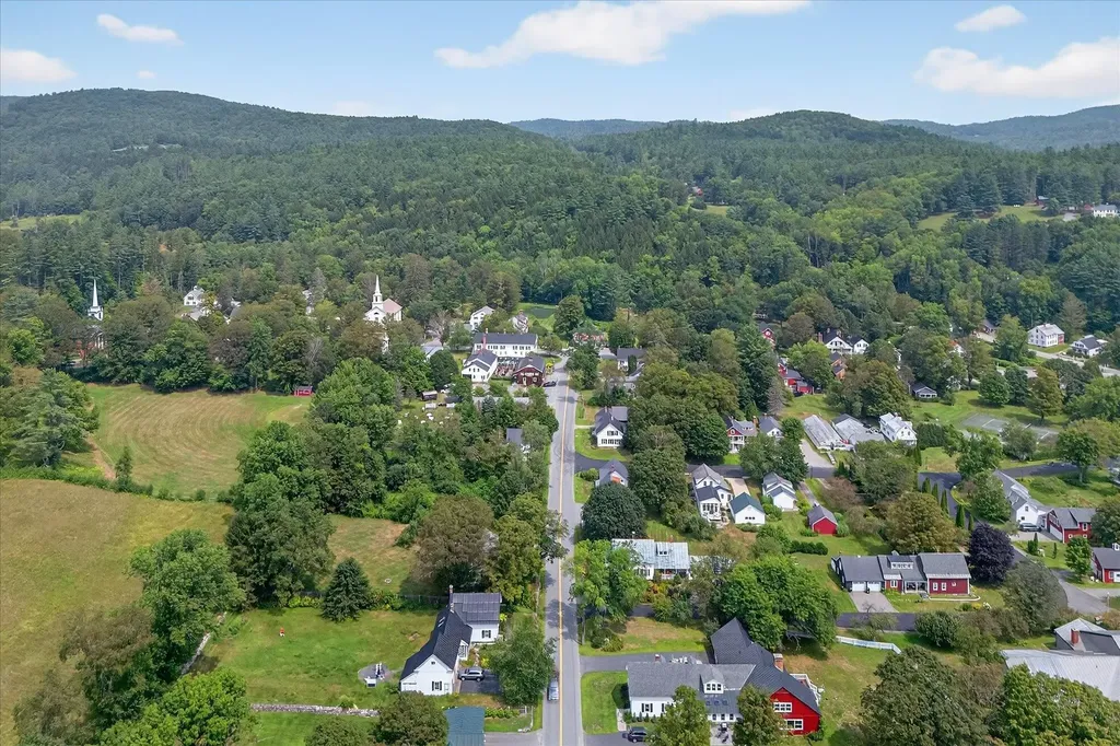 87 Townshend Road Grafton VT 05146