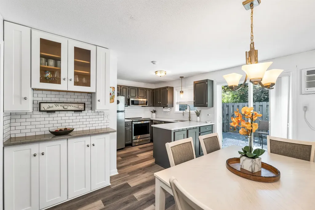 60 Weirs Road Gilford NH 03249