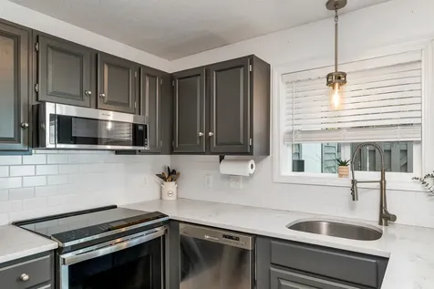 60 Weirs Road Gilford NH 03249