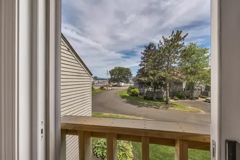 60 Weirs Road Gilford NH 03249