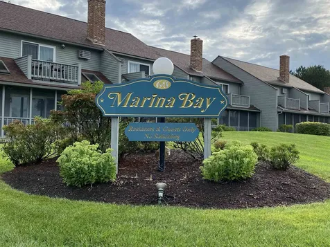 60 Weirs Road Gilford NH 03249