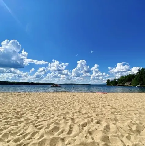 60 Weirs Road Gilford NH 03249