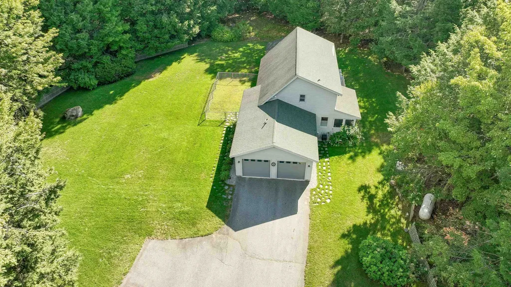 42 Mason Drive New Boston NH 03070