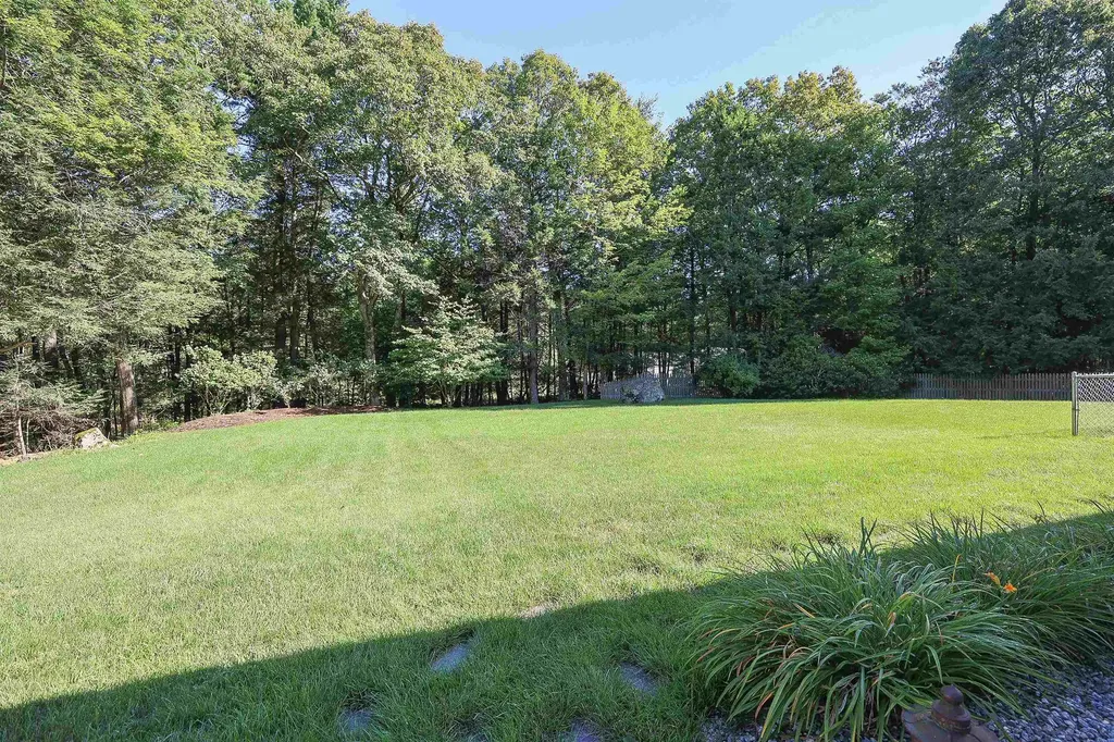 42 Mason Drive New Boston NH 03070