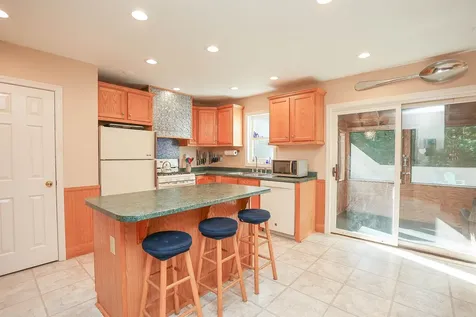 42 Mason Drive New Boston NH 03070