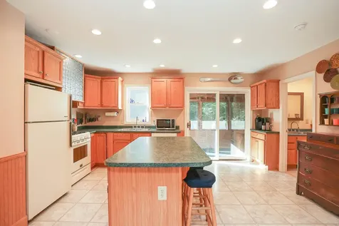 42 Mason Drive New Boston NH 03070