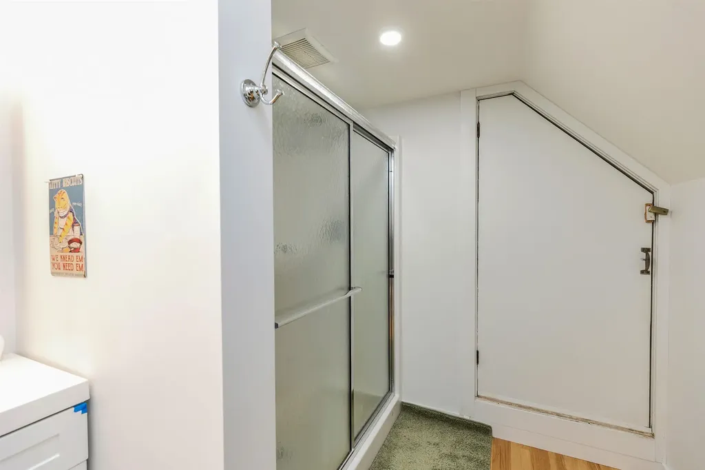 213 Brush Brook Road Dublin NH 03444