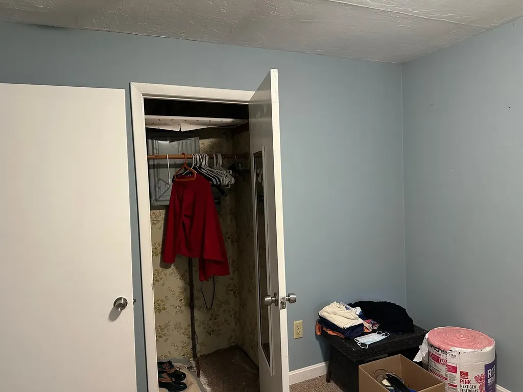 11 Hillside Street Hillsborough NH 03244