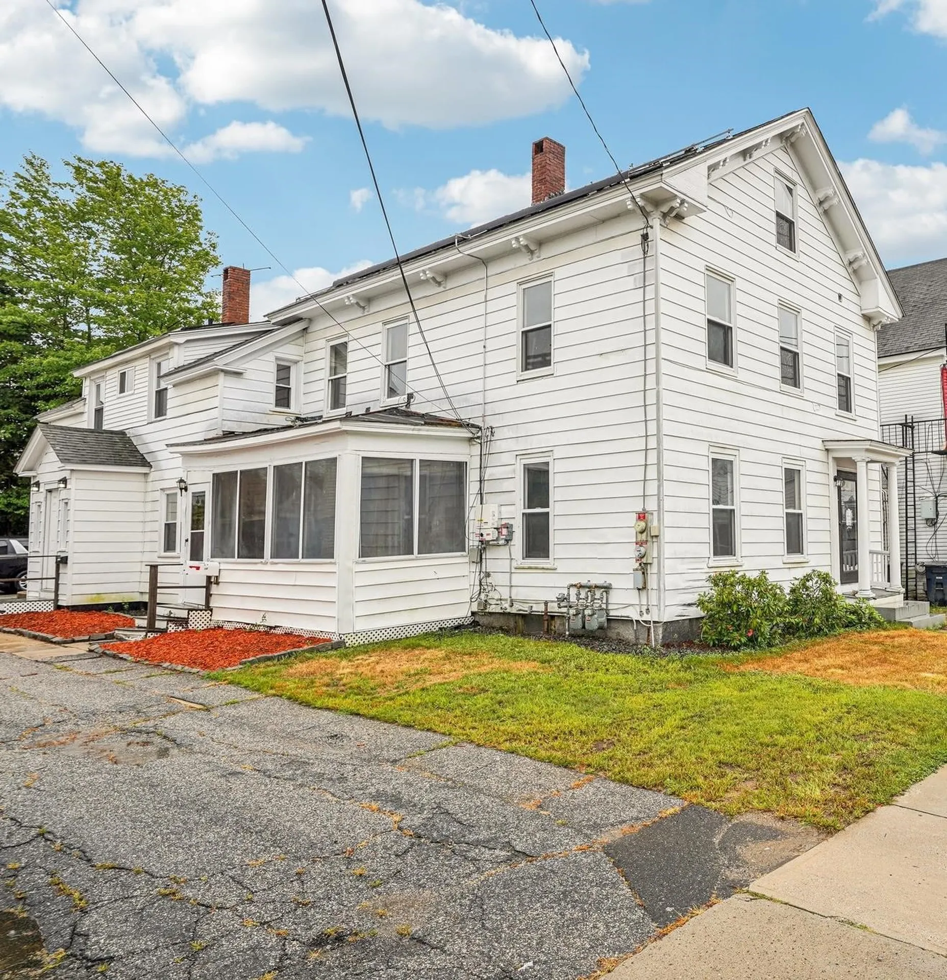 14 Kinsley Street Nashua NH 03060
