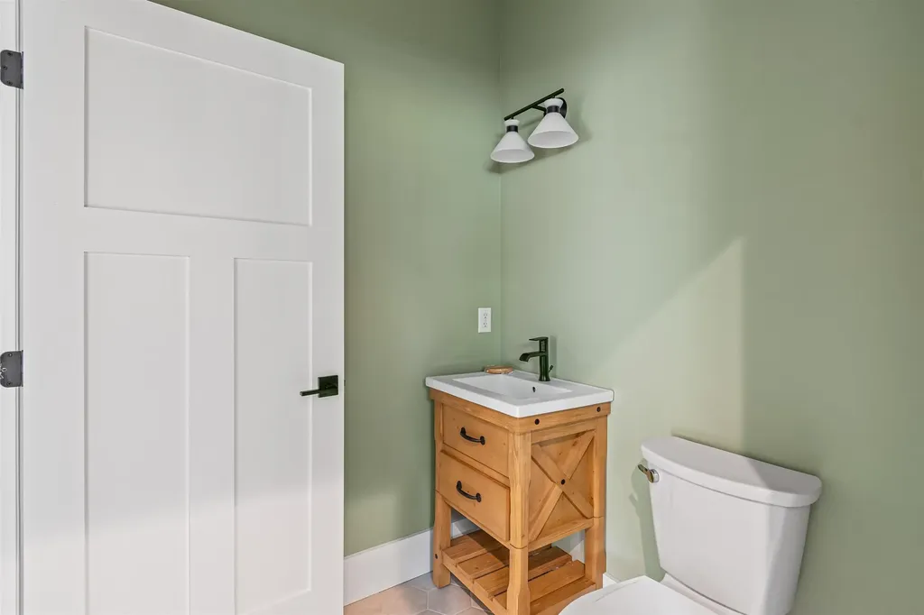 316 Carters Way Jericho VT 05465