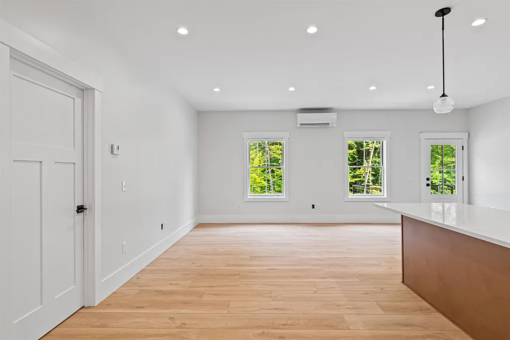 316 Carters Way Jericho VT 05465