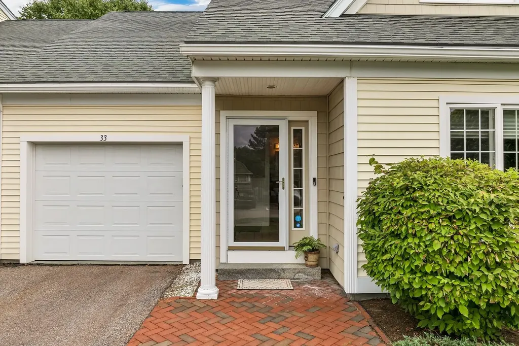 33 Meredith Bay Drive Meredith NH 03253