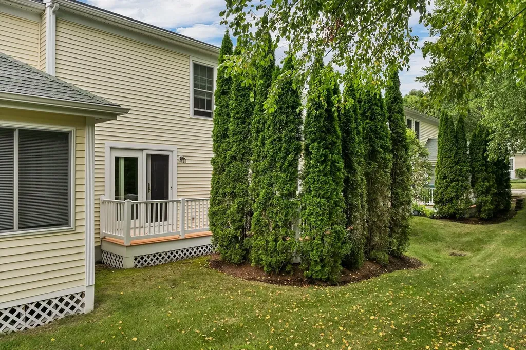 33 Meredith Bay Drive Meredith NH 03253