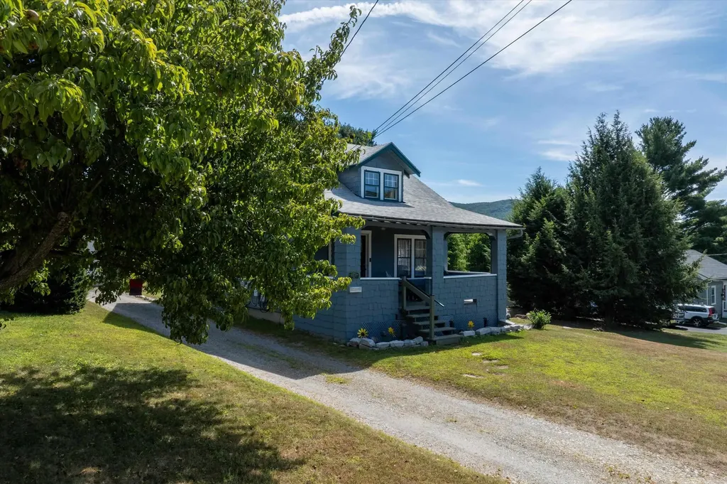 8 Sargent Avenue Rutland City VT 05701