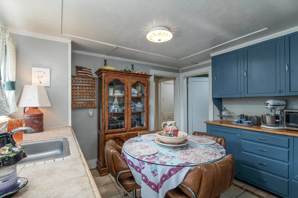 8 Sargent Avenue Rutland City VT 05701