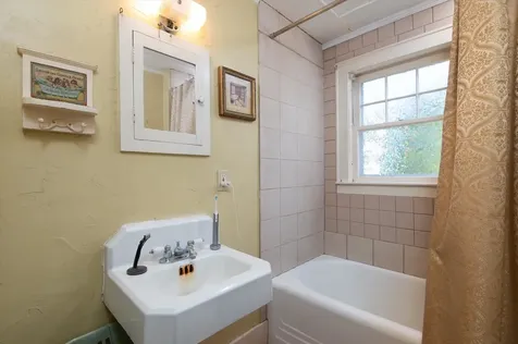 8 Sargent Avenue Rutland City VT 05701