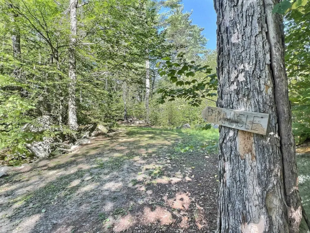 000 Farwell Lane New London NH 03257