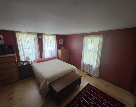 72 Depot Street Jamaica VT 05343