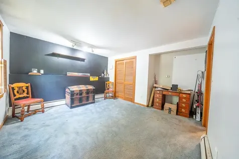 35 Red Deer Road Londonderry NH 03053