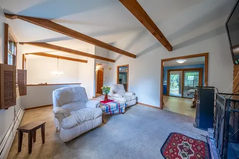 35 Red Deer Road Londonderry NH 03053