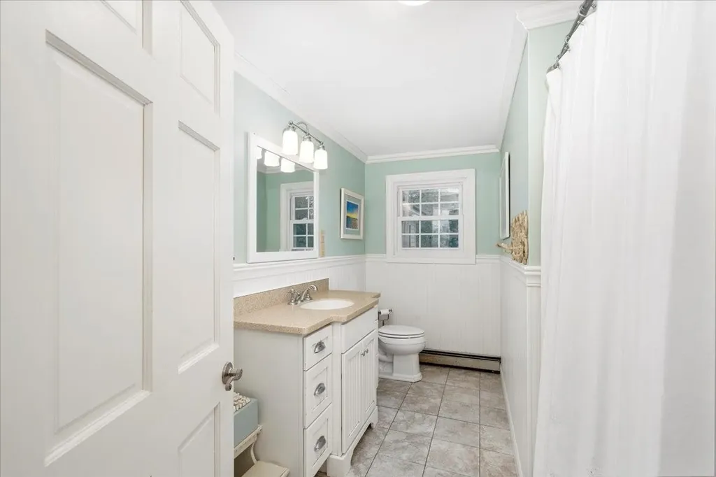 5 Wilshire Drive Londonderry NH 03053