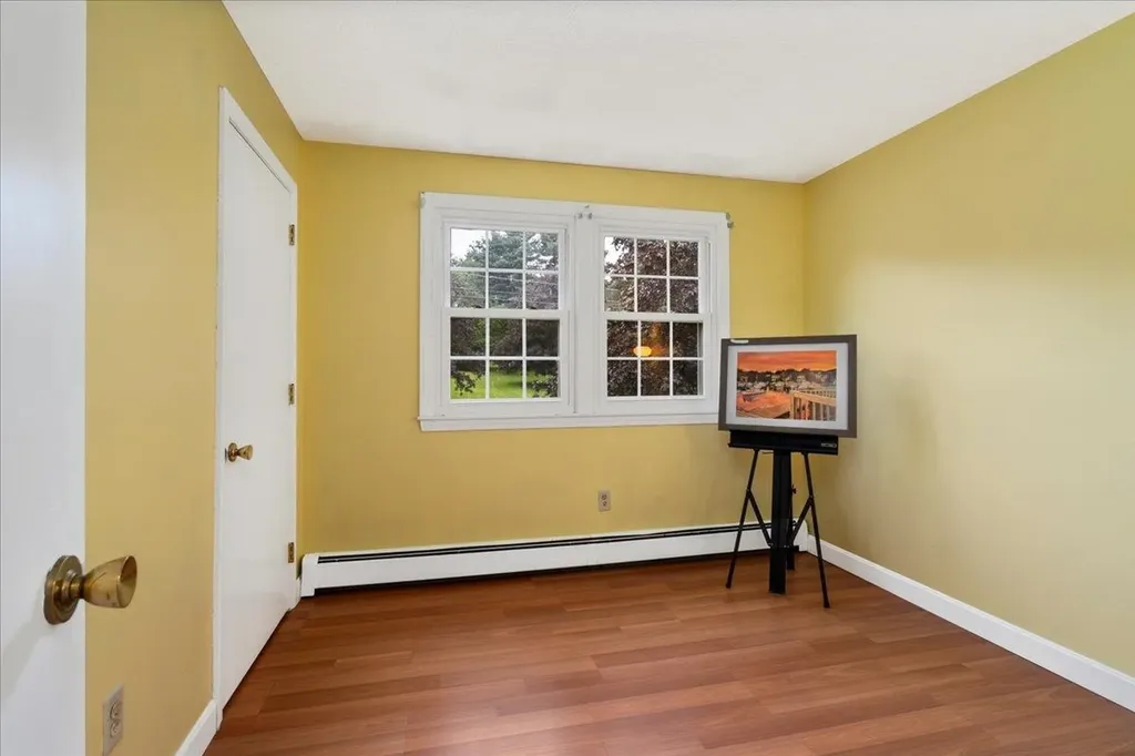 5 Wilshire Drive Londonderry NH 03053