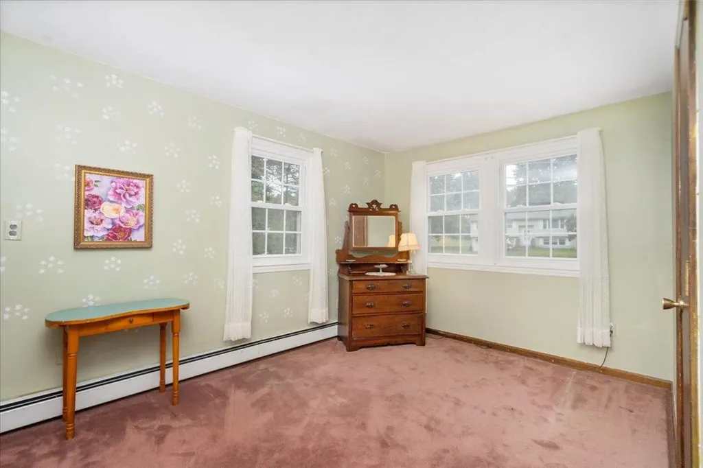 5 Wilshire Drive Londonderry NH 03053