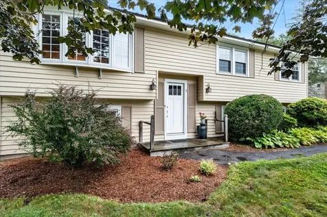 5 Wilshire Drive Londonderry NH 03053