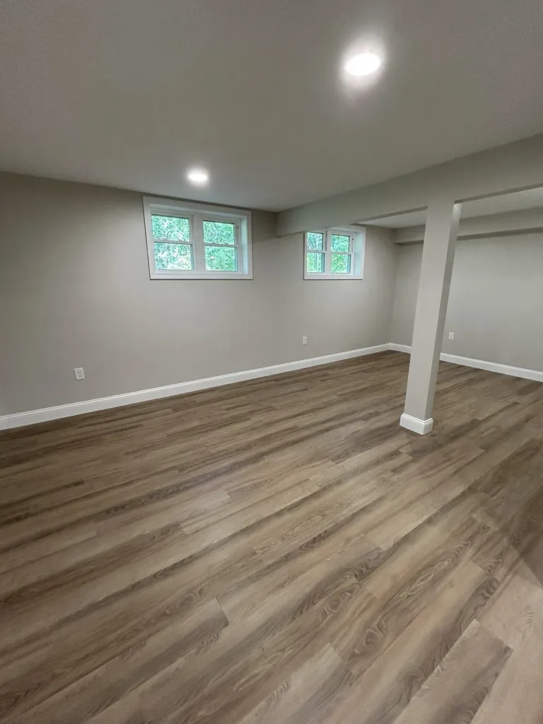 19 Crown Hill Road Atkinson NH 03811