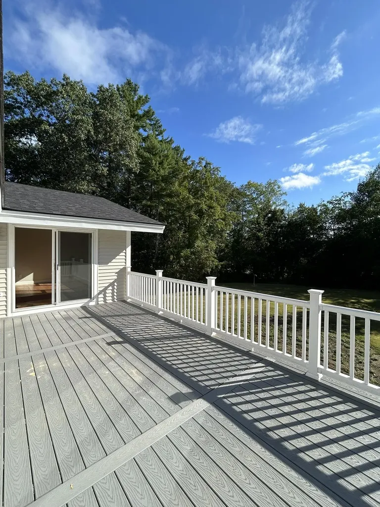 19 Crown Hill Road Atkinson NH 03811