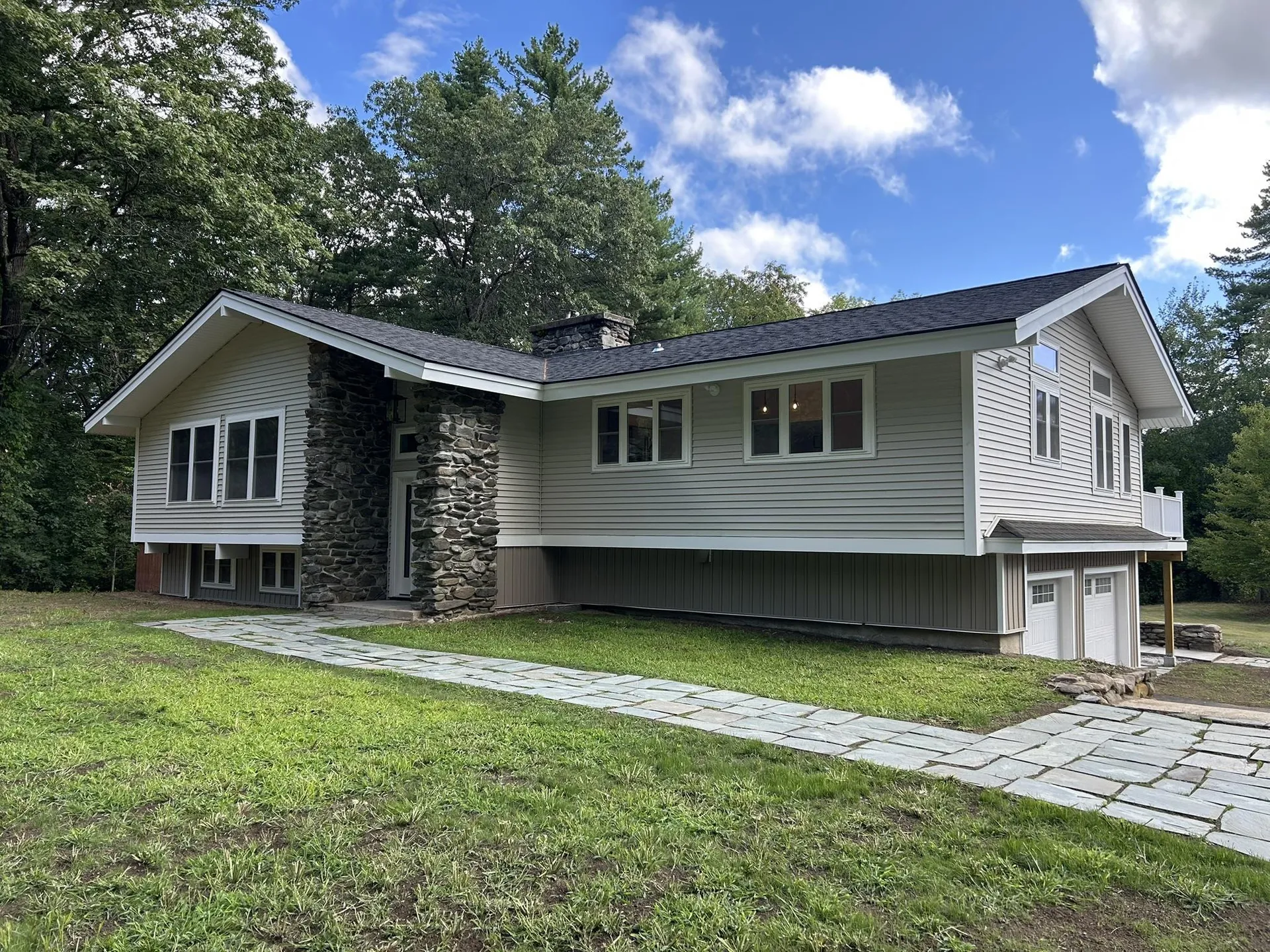 19 Crown Hill Road Atkinson NH 03811