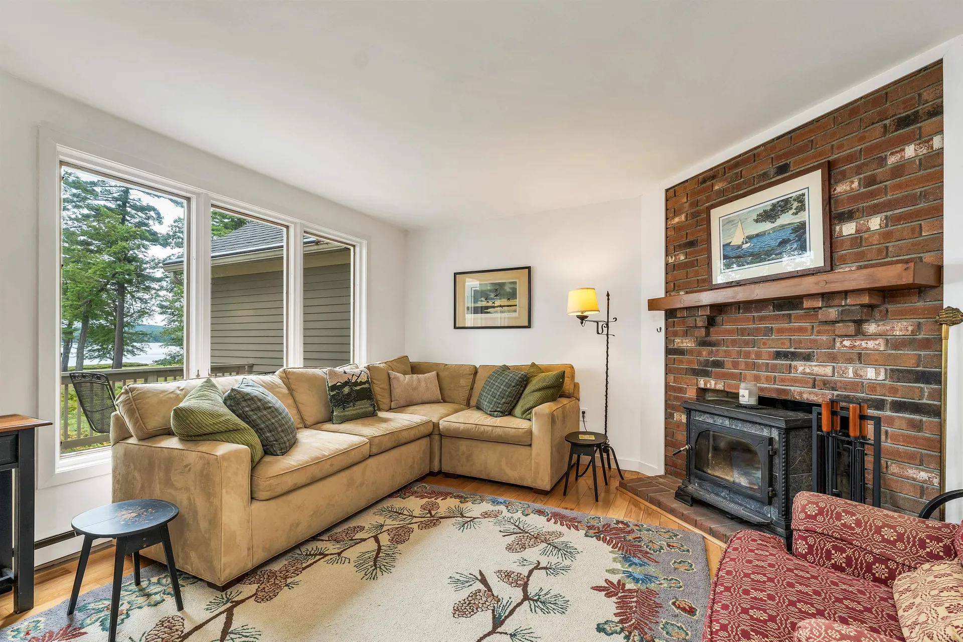 31 Point Breeze Road Wolfeboro NH 03894