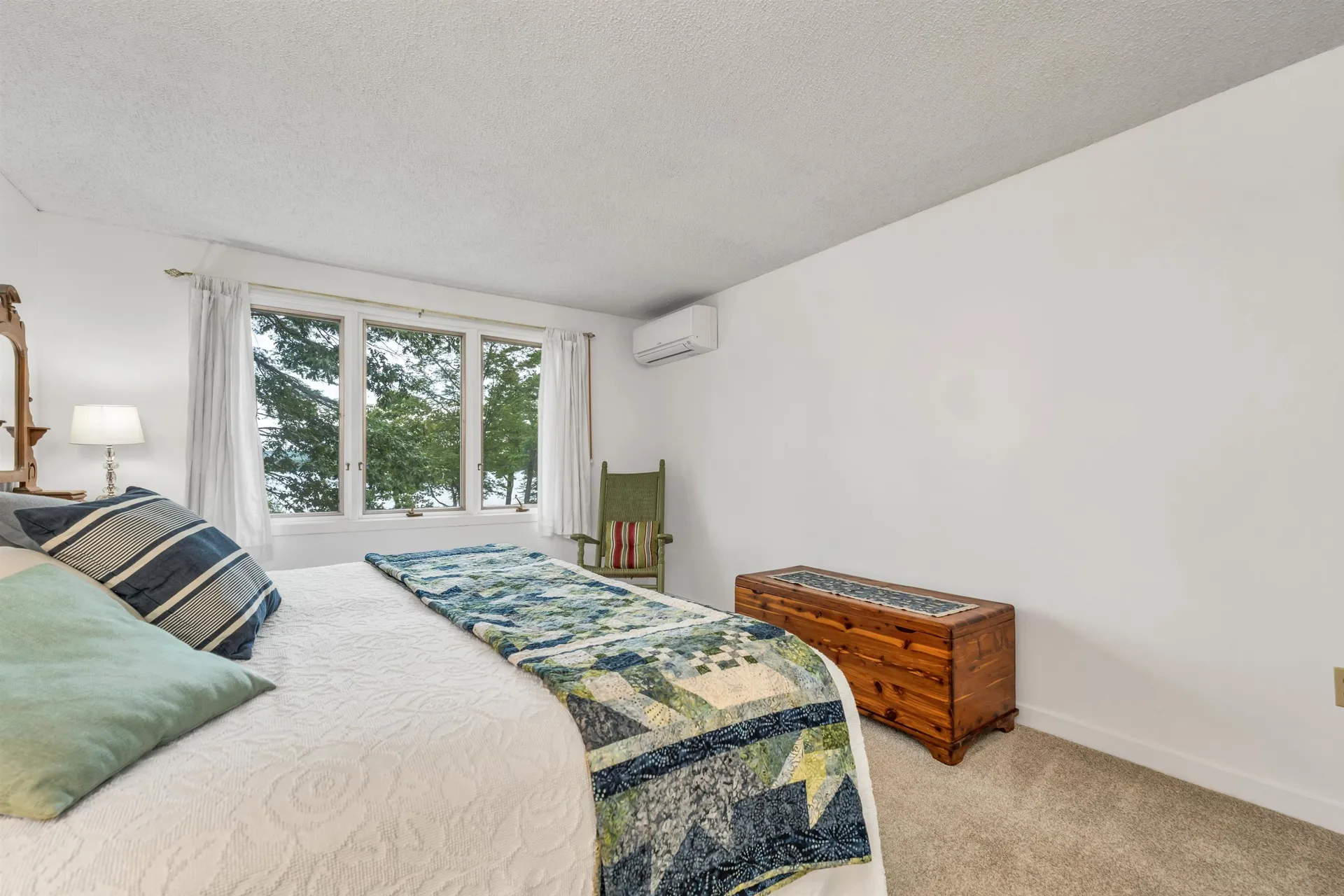 31 Point Breeze Road Wolfeboro NH 03894
