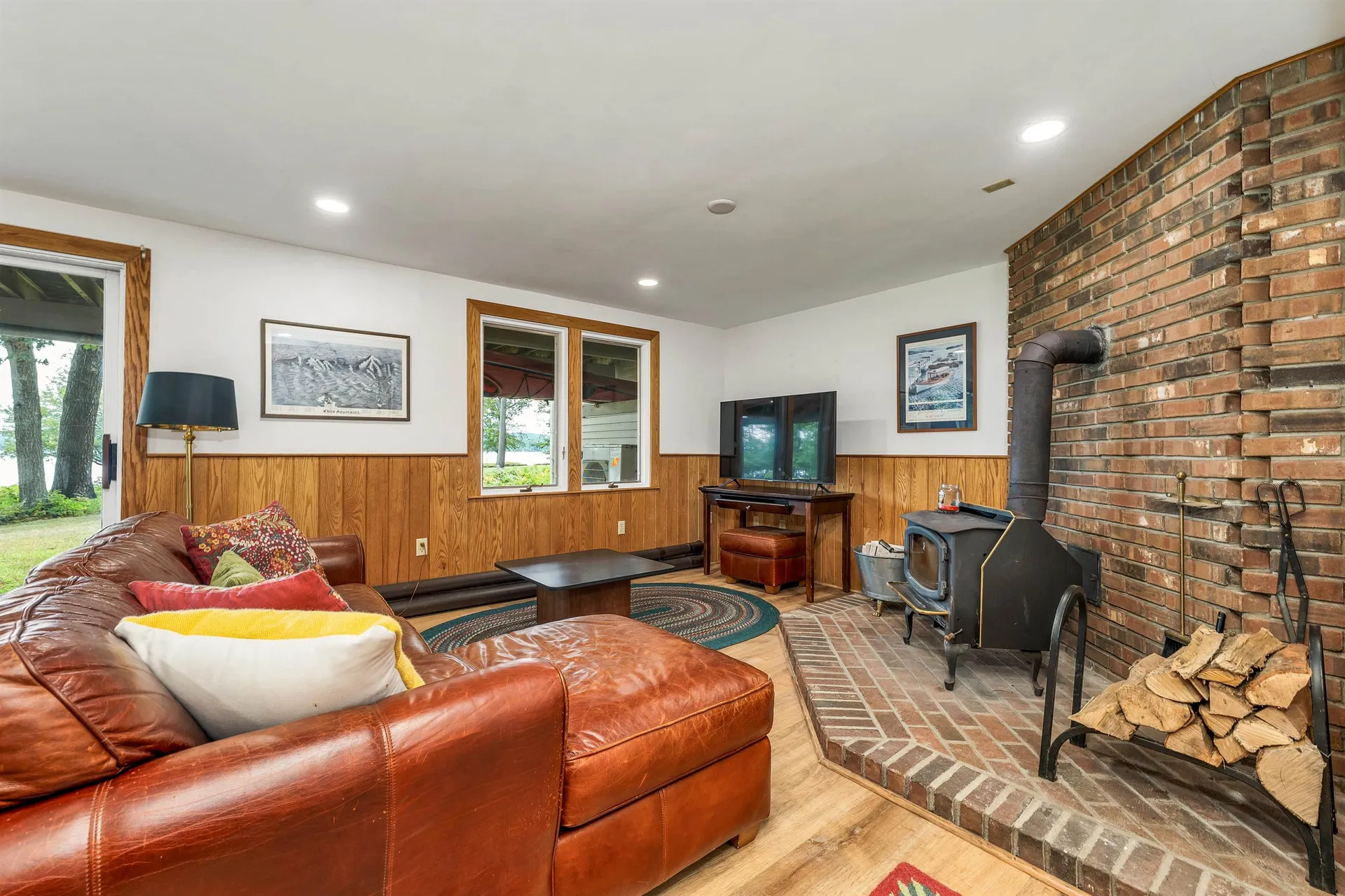 31 Point Breeze Road Wolfeboro NH 03894