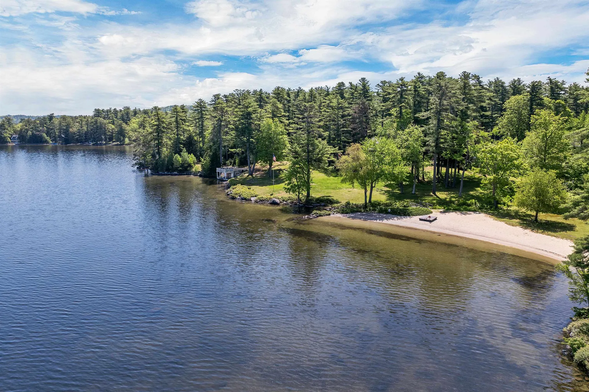 31 Point Breeze Road Wolfeboro NH 03894