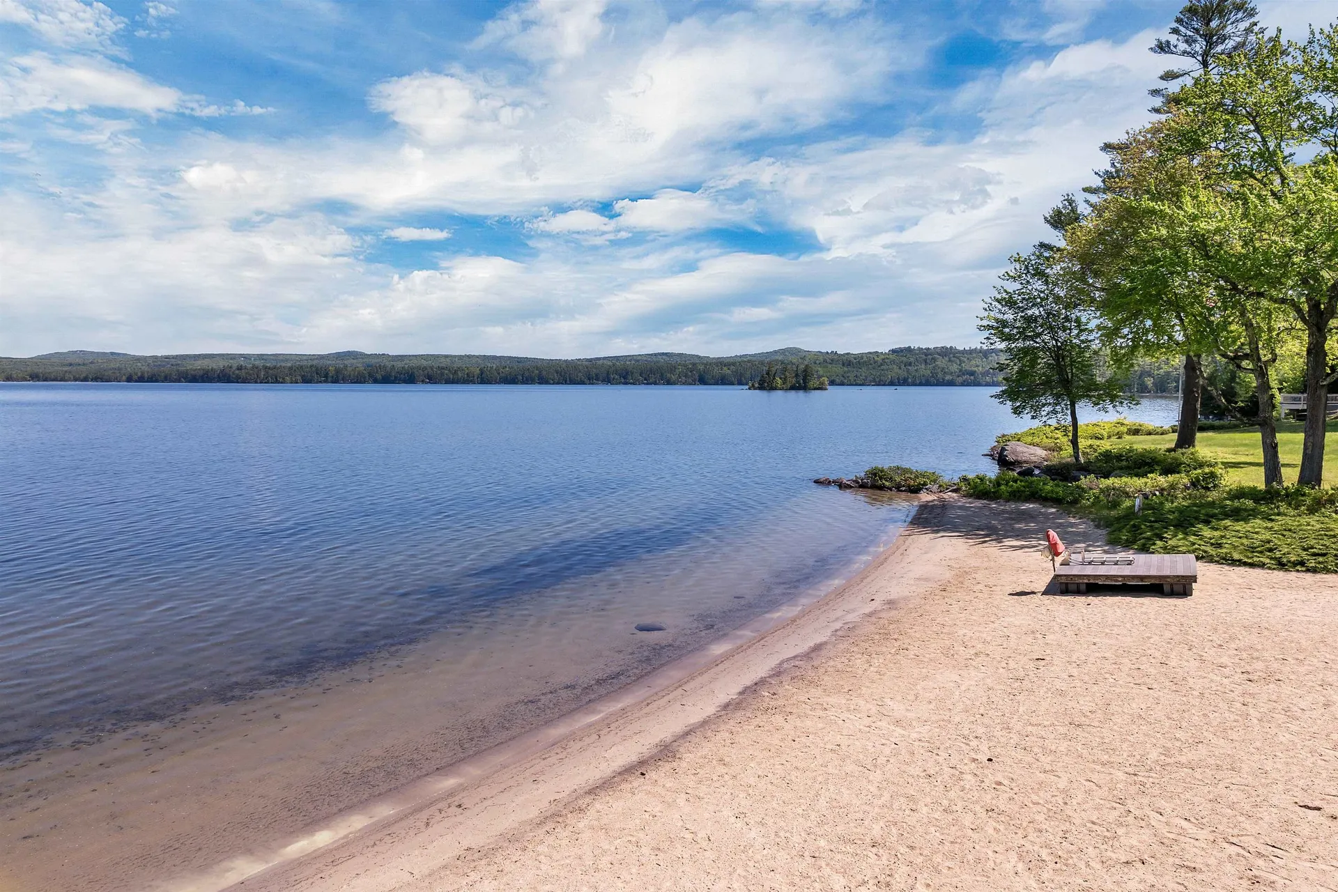 31 Point Breeze Road Wolfeboro NH 03894
