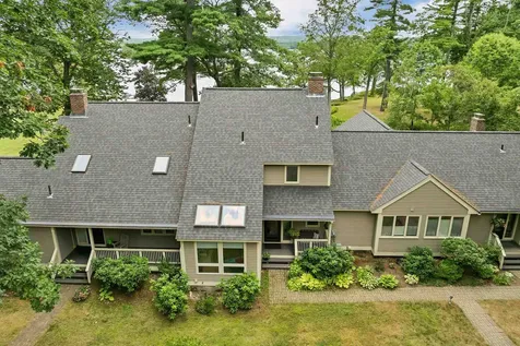 31 Point Breeze Road Wolfeboro NH 03894