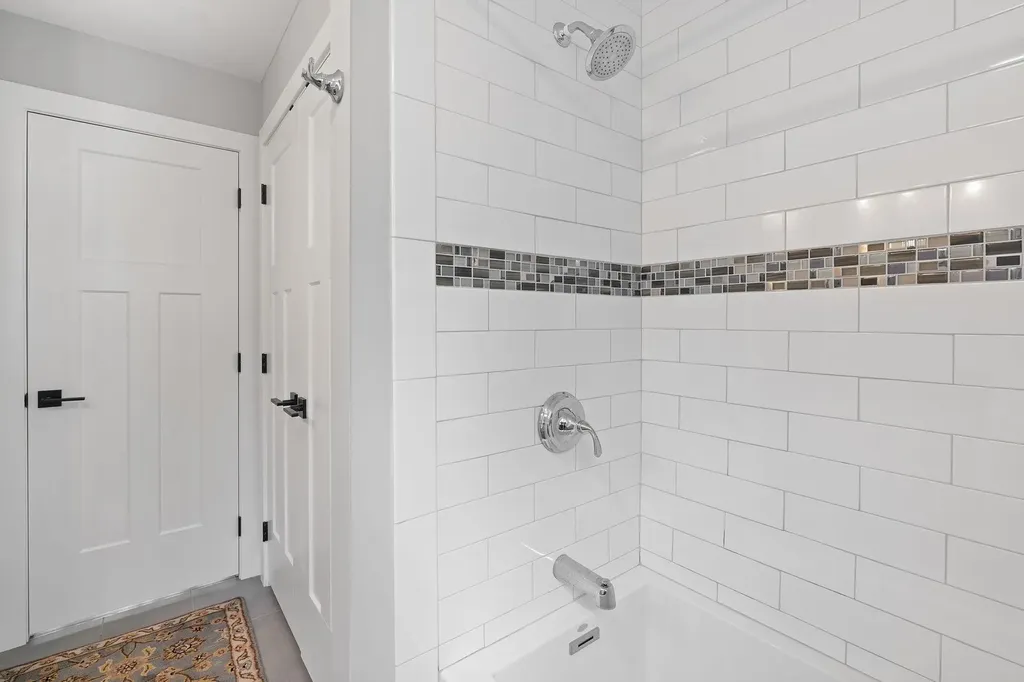 126 Harvard Avenue Auburn NH 03032