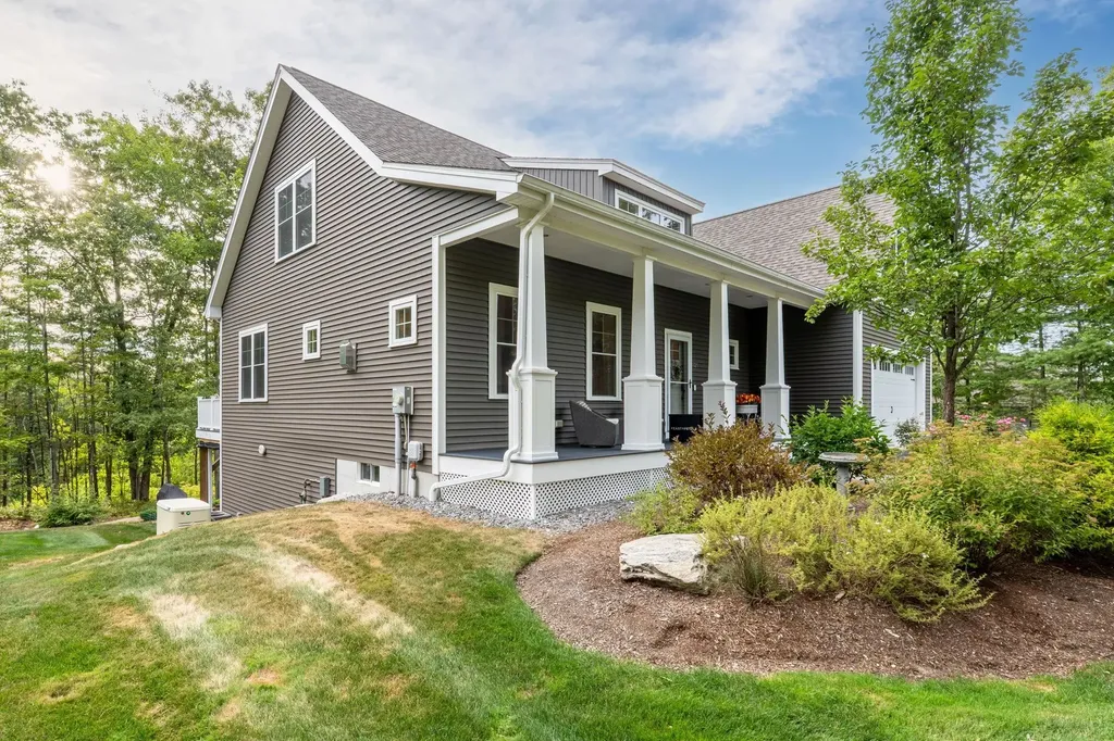 126 Harvard Avenue Auburn NH 03032