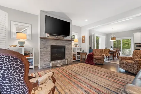 126 Harvard Avenue Auburn NH 03032