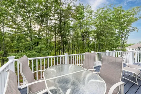 126 Harvard Avenue Auburn NH 03032