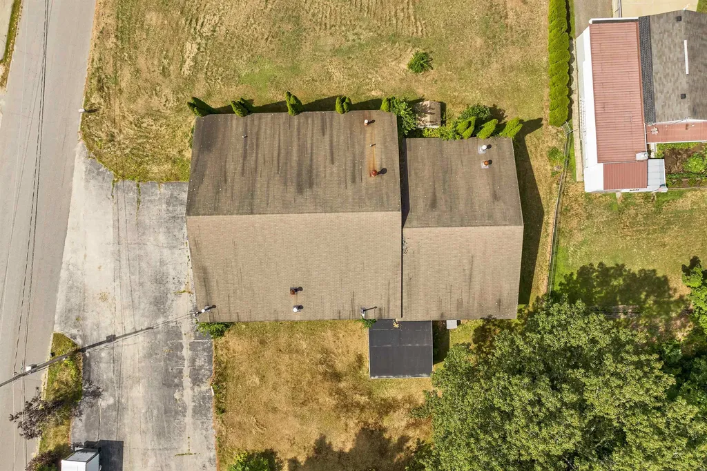 22 Kendall Pond Road Derry NH 03038