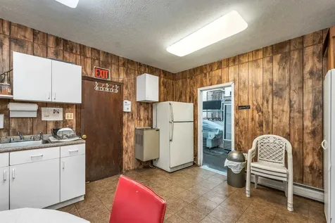 22 Kendall Pond Road Derry NH 03038