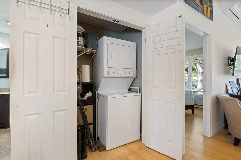 18 Woodside Meadow Road York ME 03909