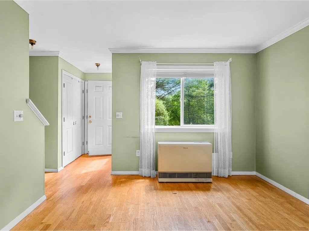 M4 Grandview Drive South Burlington VT 05403