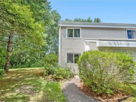 M4 Grandview Drive South Burlington VT 05403